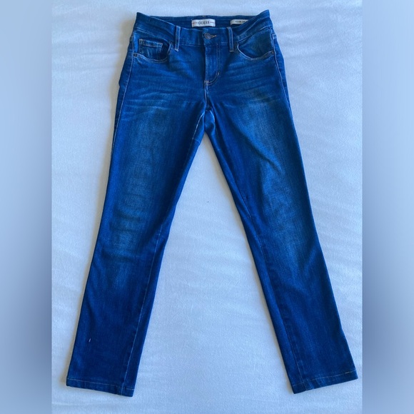 Guess Power Curve Mid-Rise Jeans - Picture 1 of 8